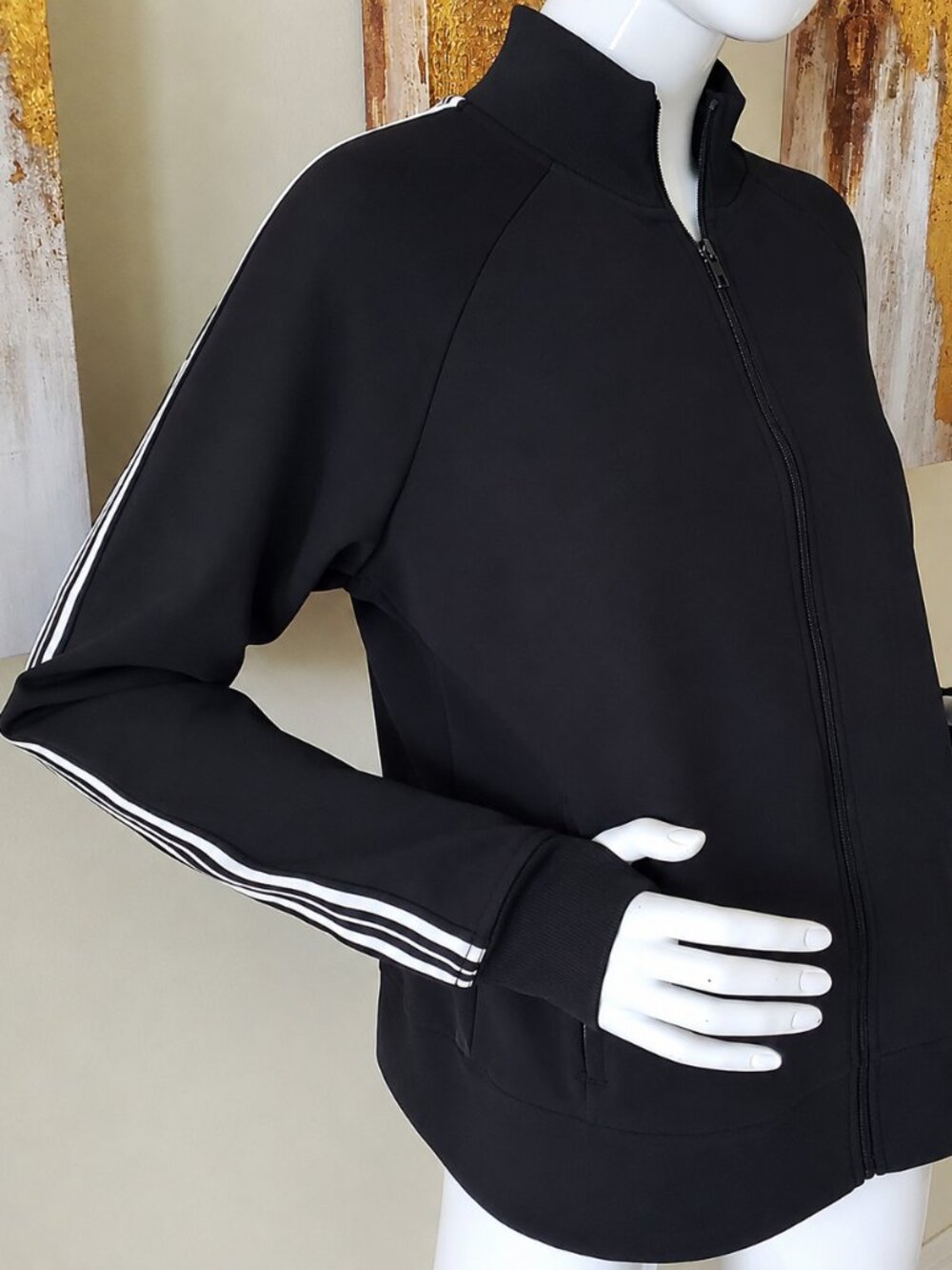 Athletic Works Black Soot White Striped Thumb Hole Long Sleeve SZ XL (16/18)